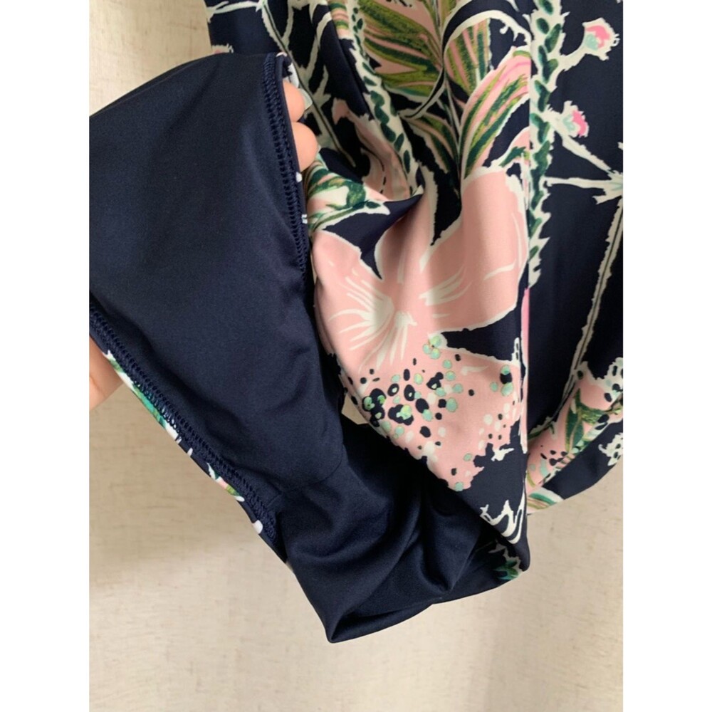 Vineyard Vines Navy Wild Floral Ruffled Strap OnePiece Swimsuit UPF 50+ Large - Picture 8 of 11